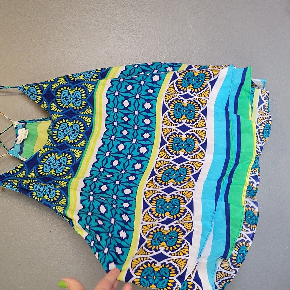 ☆ Size Lg Top☆ - Picture 2 of 7